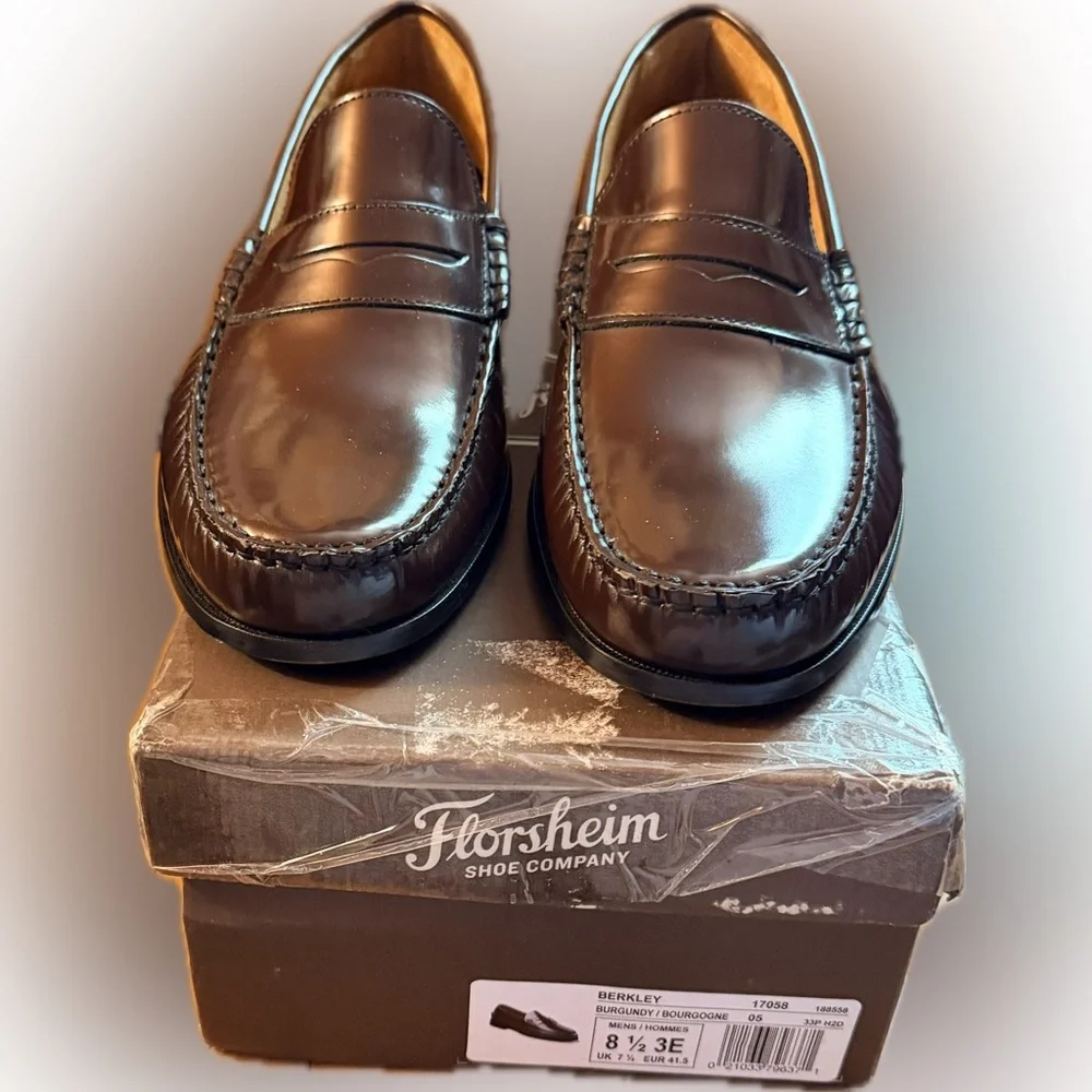 Florsheim BERKLEY Moc Toe Penny Loafer in Burgundy Size 8.5 3E Wide
